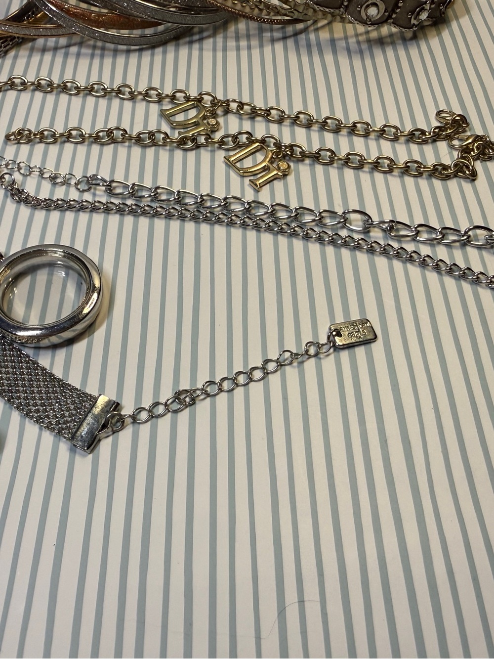 Grab Bag of Fashion Jewelry | Necklaces | Bracelets | Charms | Pendants - Picture 6 of 9